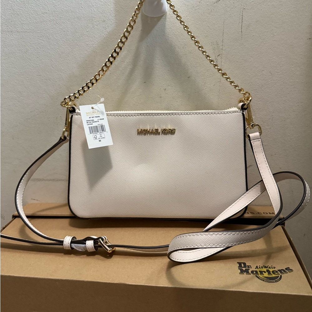 Michael Kors White Crossbody Bag with Gold Chain